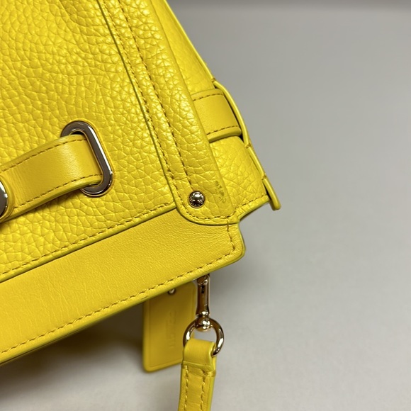 🔥🔥🔥Coach Yellow Leather Crossbody Bag - Picture 14 of 14